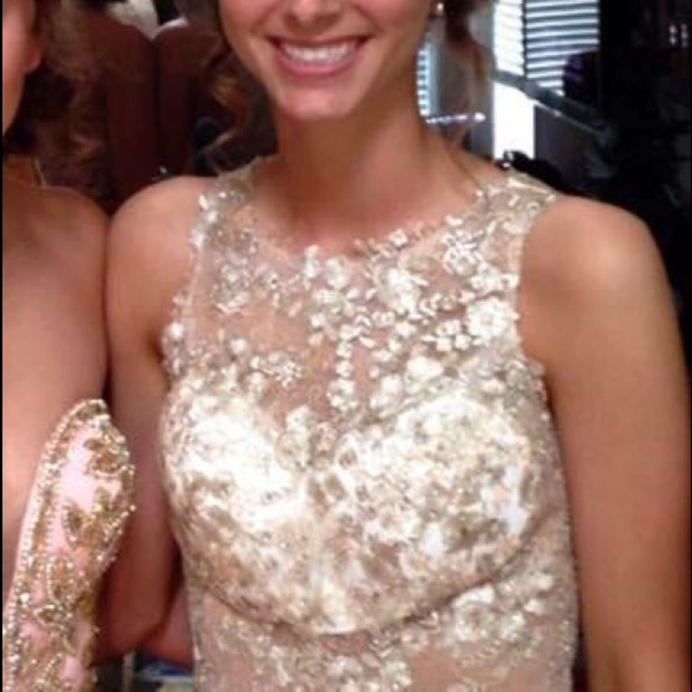 Faviana Prom Dress - Picture 12 of 12